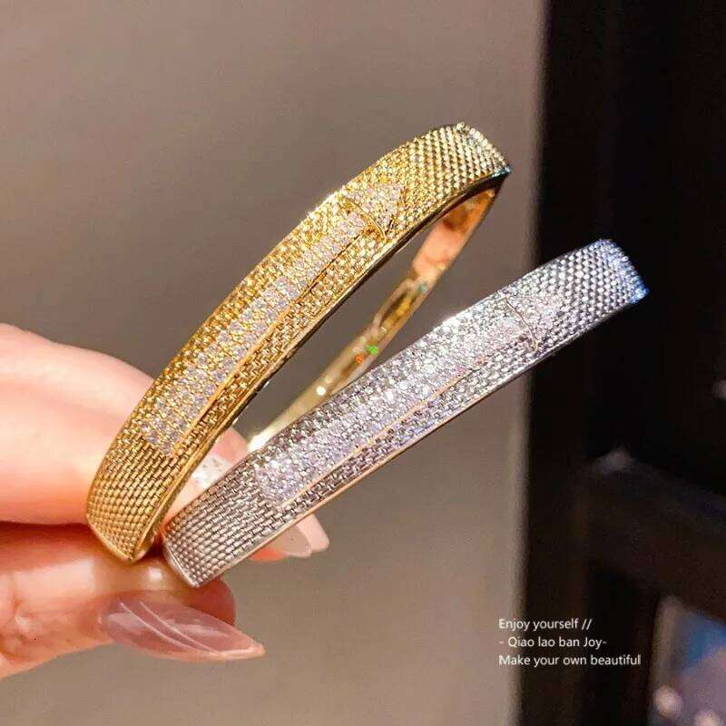 Copper Sparkly Rhinestone Bracele Colorfast Clasp Bracelets For Women Skyful Star Bracelet Light Luxury Paty Jewelry Gifts XJ260303