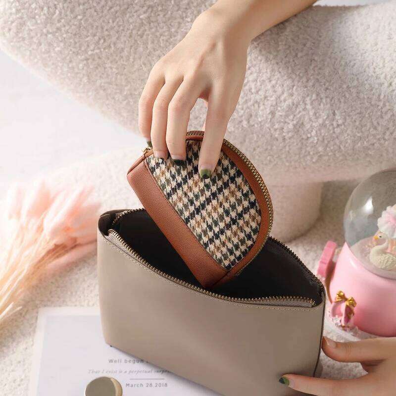 Fashionable semi-circular checkered texture double zipper mini bag Can hold earphones, keys and a large-capacity coin purse C260304