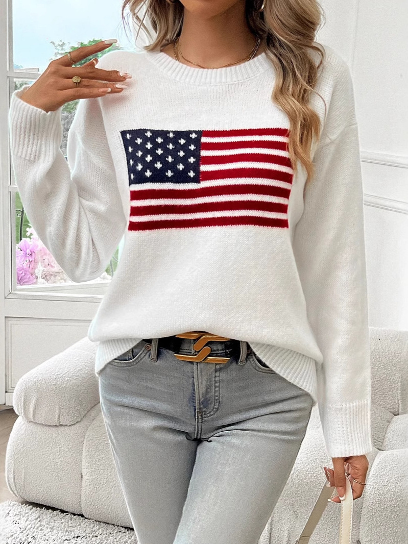 Knitted womens sweaters are slim and suitable for traditional aesthetics national icons autumn and winter womens sweaters warm streetwear 240827