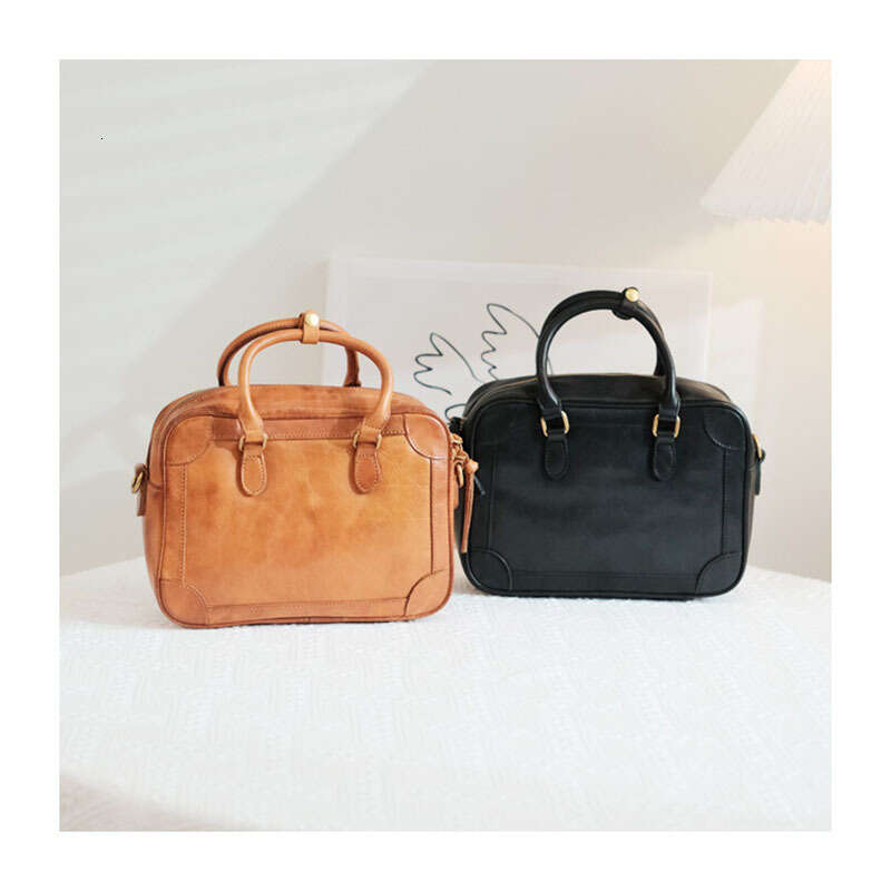 Luxury Shoulder Bags Totes Hobo High End Minimalist Crossbody Boston For Women Spring New Korean Style Vegetable Tanned Leather Fashion Handheld Singl