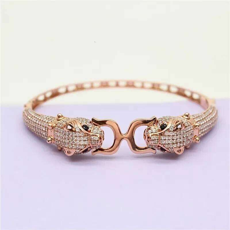 585 Purple Plated 14K Rose Gold Luxury Micro Inlay Crystal Fashion Leopard Head Bracelet for Women Classic Wedding Jewelry XJ260303