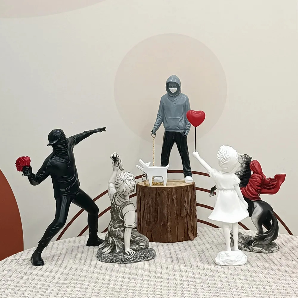 Dropshopping Banksy Sculpture Collection Flower Thrower Statue Pop Art Modern Balloon Girl Figurine Office Home Decoration 260227BJ - view 3