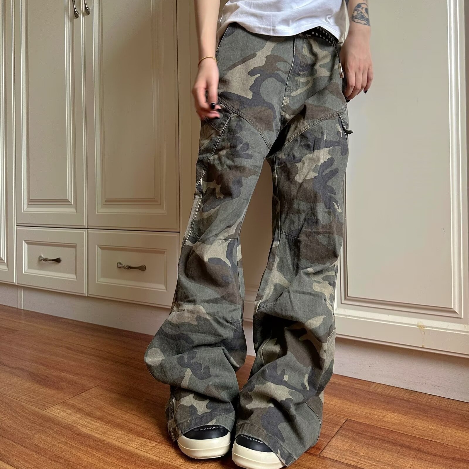 Spring And Autumn Vintage Camouflage Pocket Cargo Jeans For Men Designer Pants Trendy Brand Ins Loose Wide-leg Casual Trousers