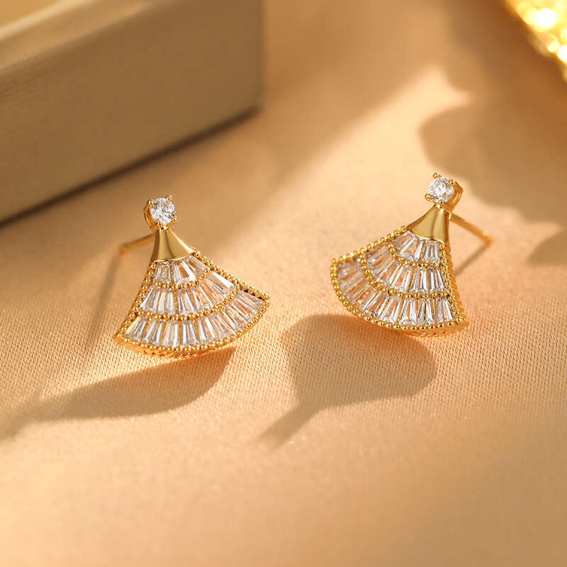 Micro-inlaid Zirconium Fashion Fan-shaped Stud For Women Simple And Versatile Earrings