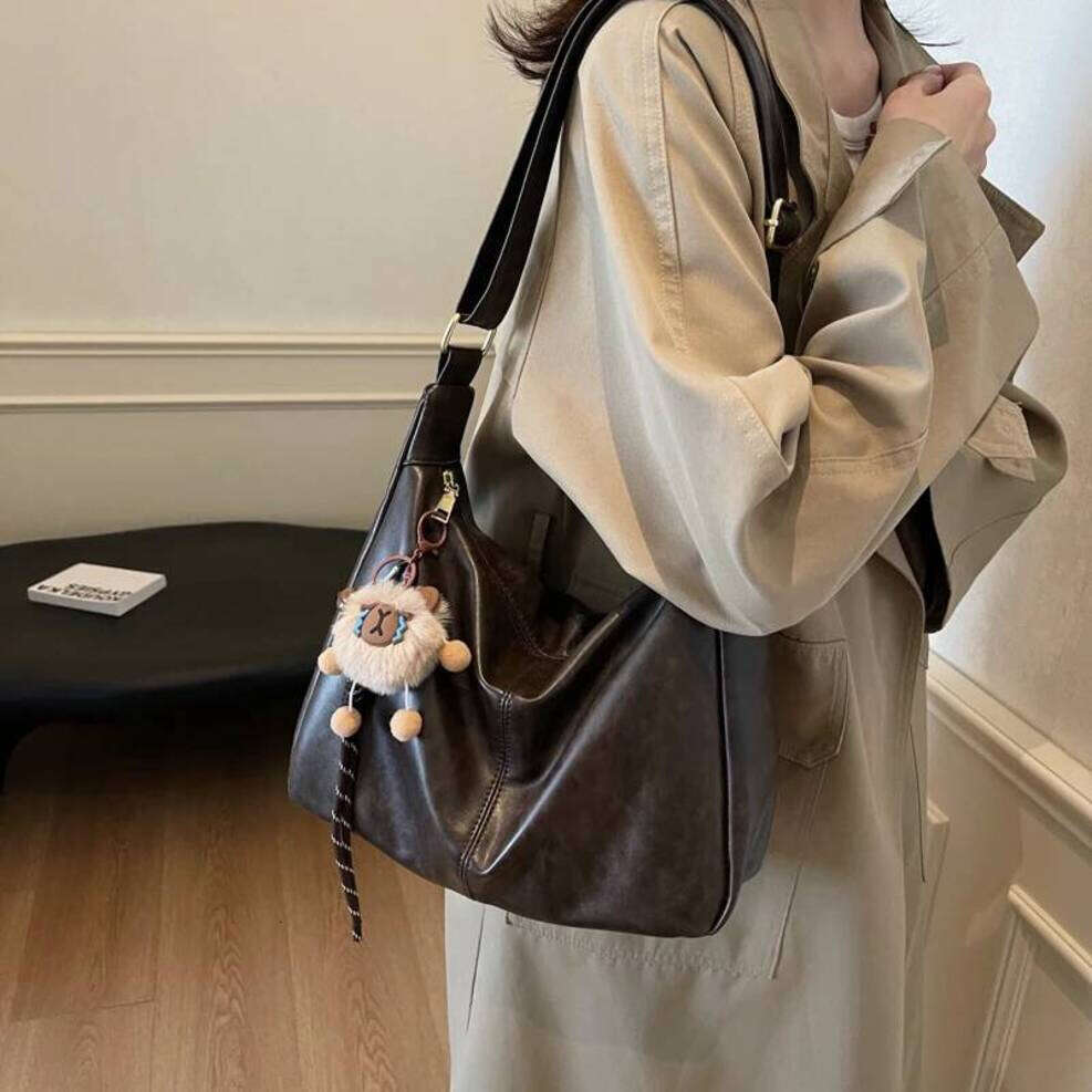 OLOEY New Free Pandent Fashion Women's Crescent Bag High Quality PU Leather Shoulder Waterproof Crossbody Casual Tote Bag