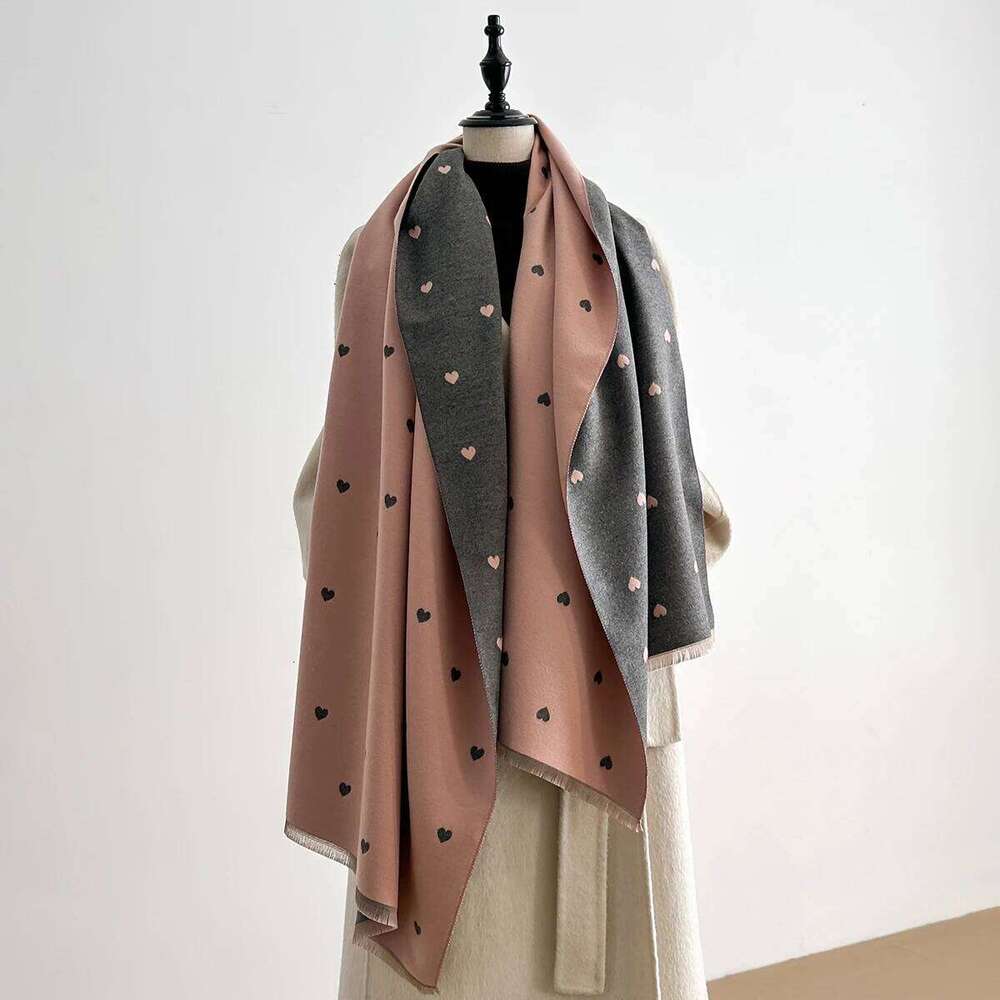 Luxury Brand Winter Imitation Cashmere Heart Scarves for Women Shawl Female Pashmina Poncho Thick Warm Bufanda Echarpe Femme XJ260304