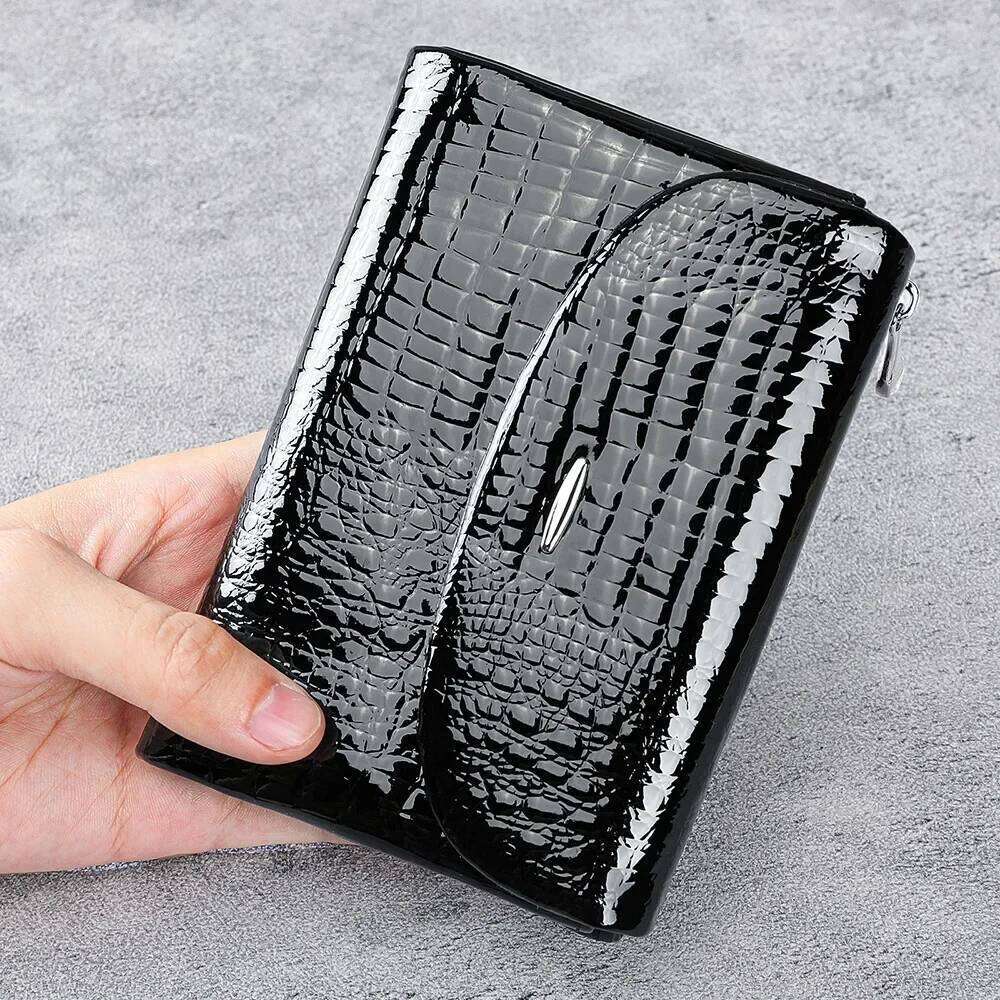 Fashionable Luxury Women Purse Clip Wallet Credit Card Evening Clutches For Female Designer Woman Wallets Leather Red Black C260304