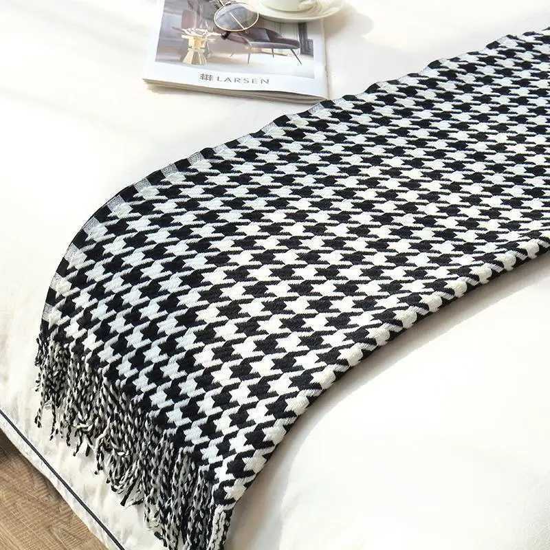 Classic Black White Checkered Throw Blanket Knitted Tassel Sofa DecorT260304