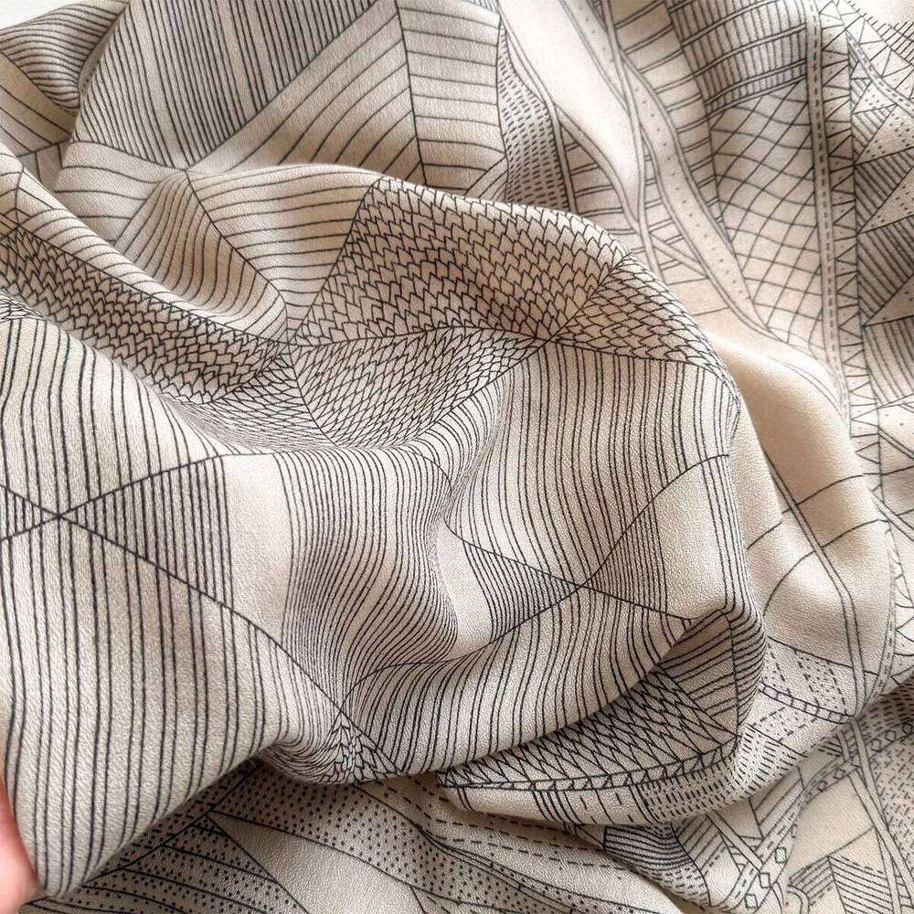 130*130cm Large Shawl Beach Wraps Women Luxury Printed Square Scarf Breathable Scarves Bandanas Elegant Hijab For Travel XJ260304