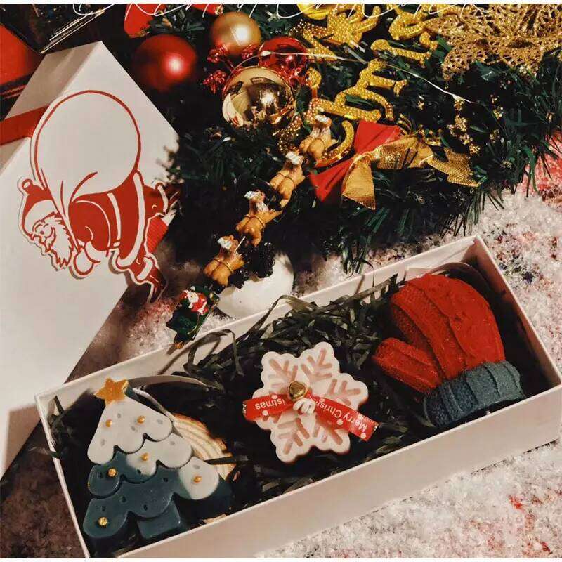 Scented Candles, Three-Piece Box, Gloves, Elk, Gingerbread Man, Aromatherapy, Friends, Warm and Creative Christmas Gift W260304