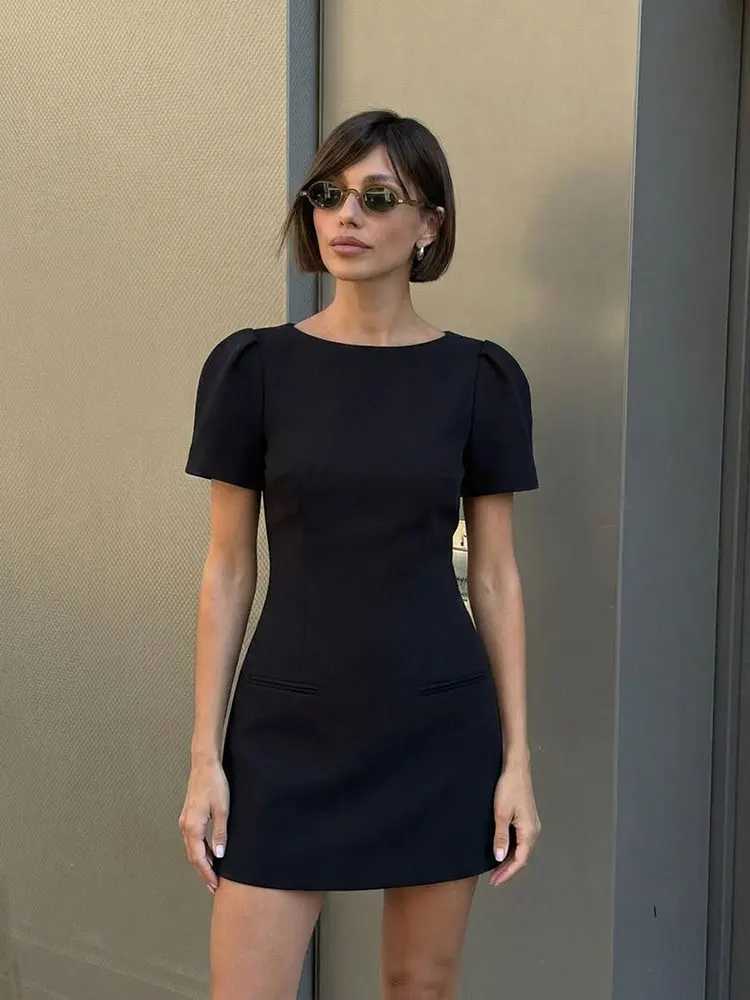 HH Women Vintage Black Short Puff Sleeve Dress Slim A-Line Mini Dress Fashion Summer Casual Basics Office Lady Chic Dresses M260304