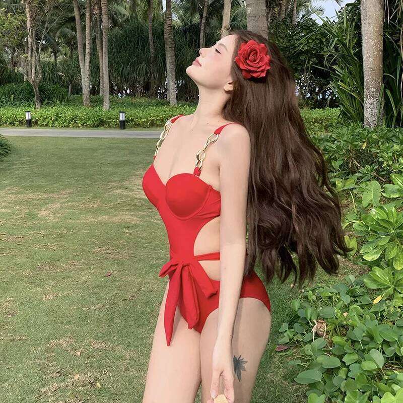 New Red One-Piece Bikini Swimsuit For Women In Summer Swimming Suit Sports Sexy Swimwear Push Up Bath Outlet Beachwear Polyester Y260303