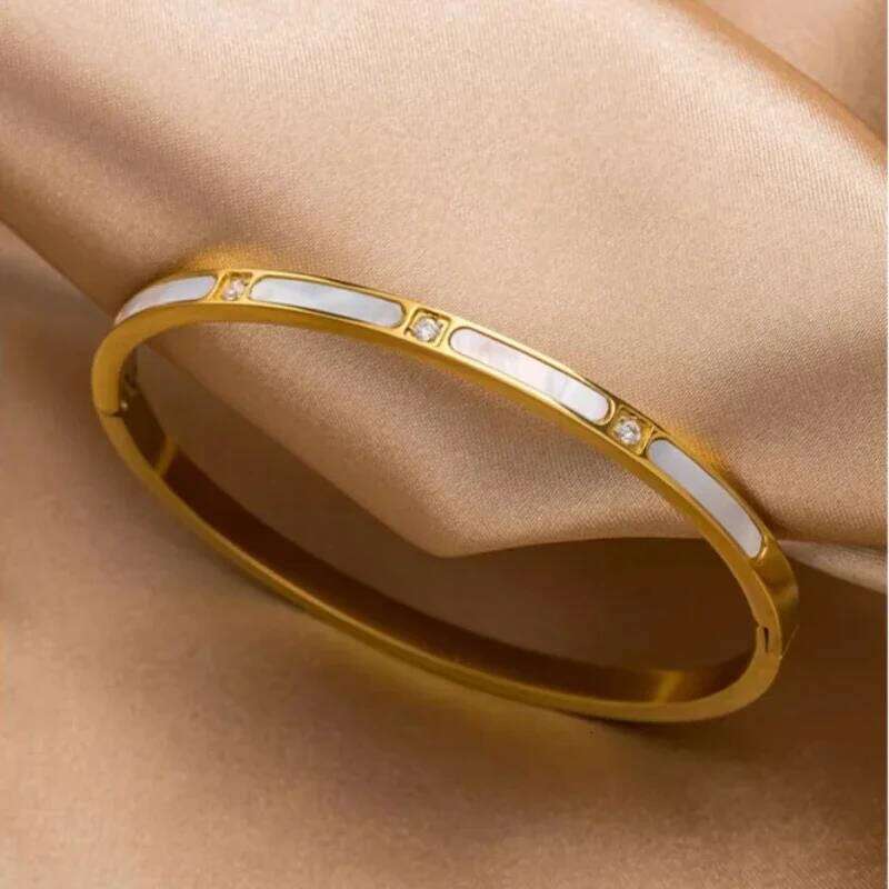Luxury Natural Shell With Zircon Bracelets & Bangle Stainless Steel for Woman's Jewelry Gold Color Wristband Gift XJ260303