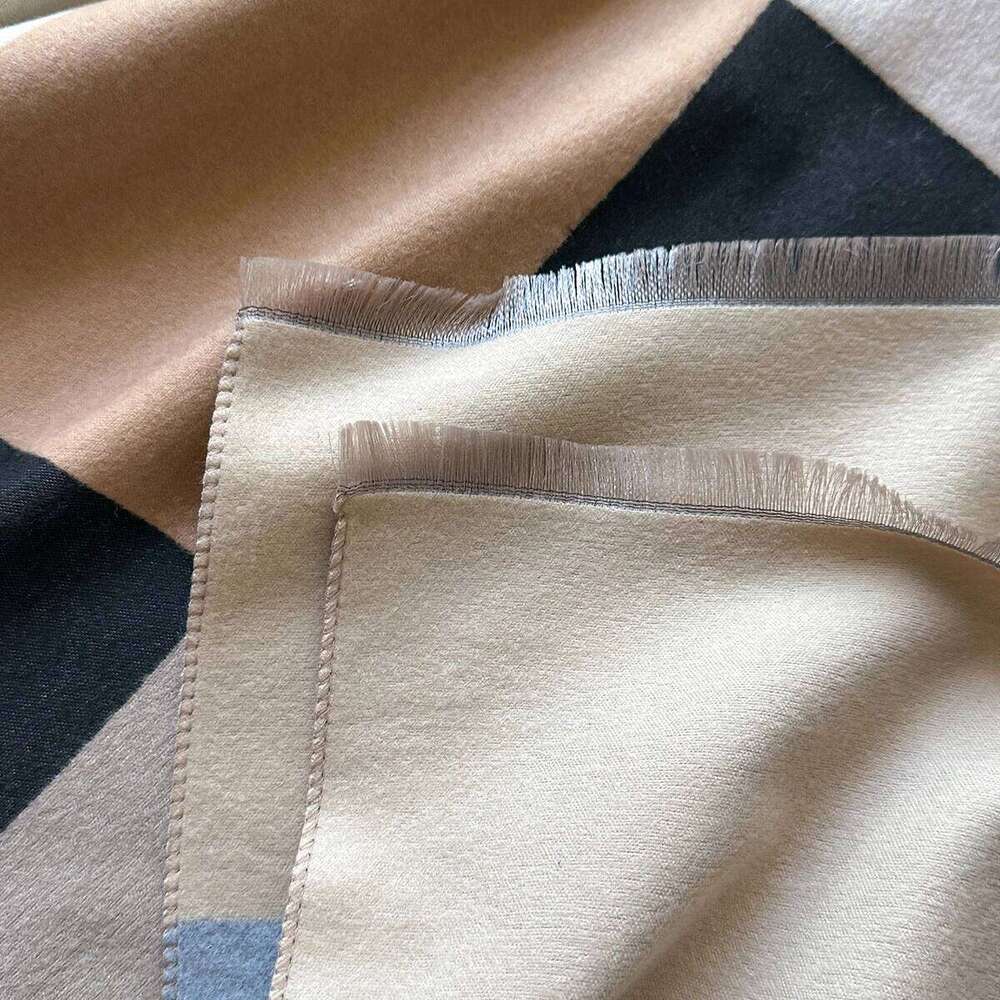 2025 New Luxury Winter Cashmere Patchwork Print Scarf Women Warm Pashmina Poncho Scarves Fashion Shawl Thick Foulard Bufanda XJ260304