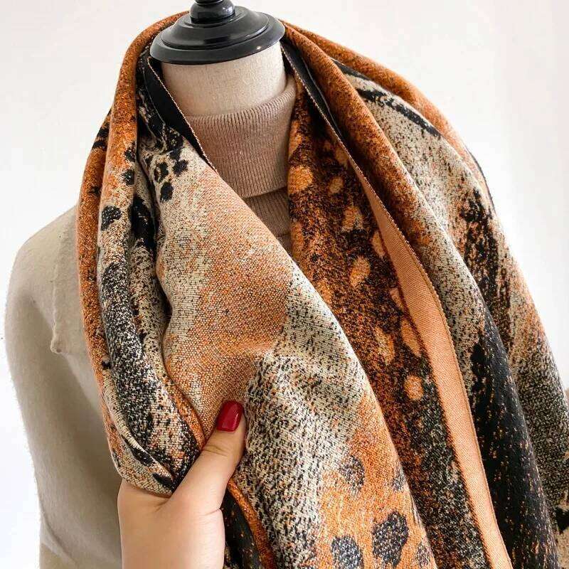 Ladies 2025 Latest Design Winter High Quality Two Sided Jacquard Cashmere Scarves Women Thicken Wrap Shawl Imitation cashmere Sc XJ260304