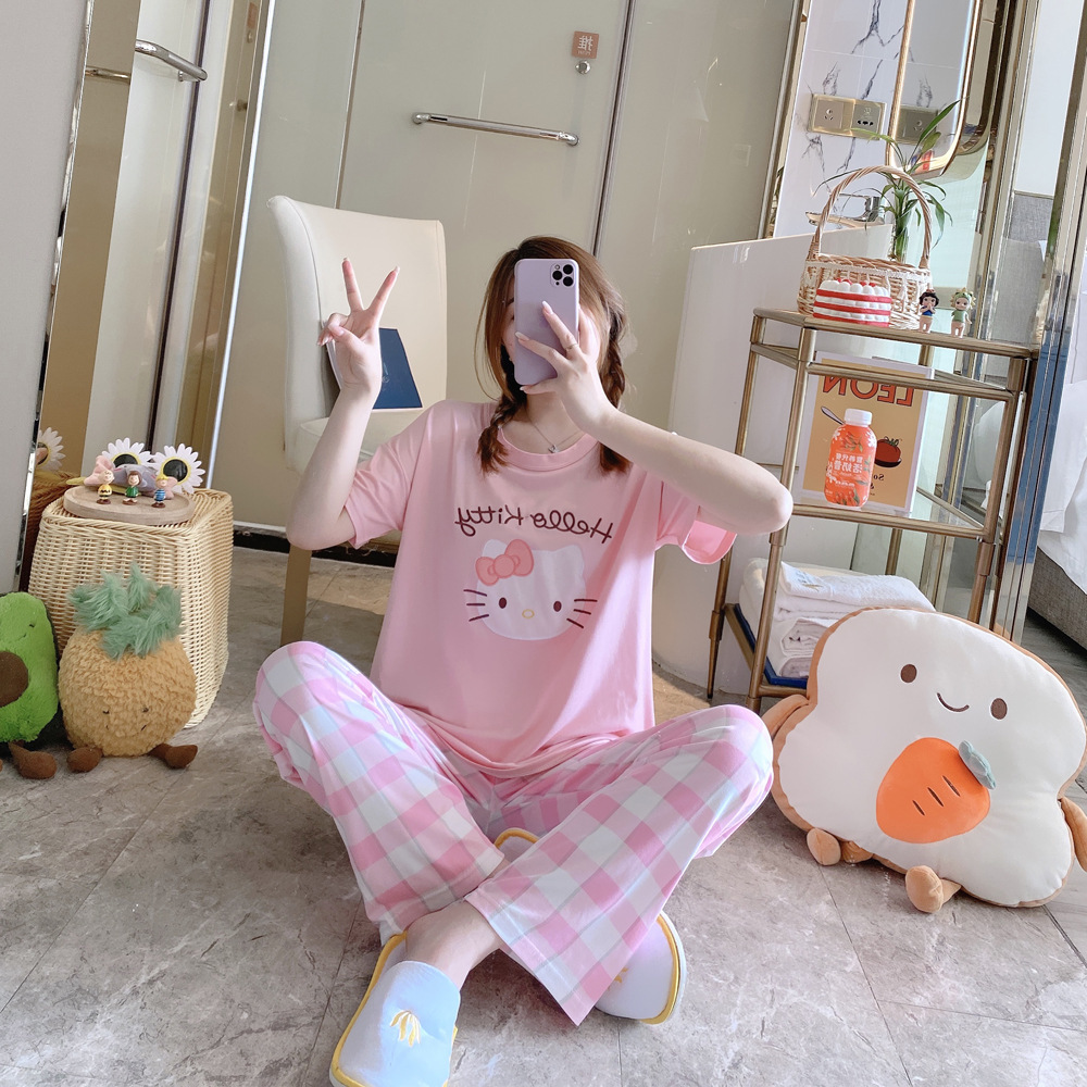 B1447-Trendsetting Garment Set by Designers: Luxe Texture Appeal | Model #B1046