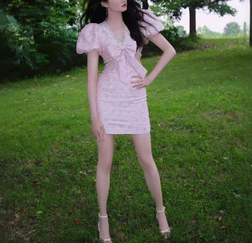 Designer Fashion Celebrity Style Heavy Luxury Beaded Tie Waist Dew Slimming Dress 2026