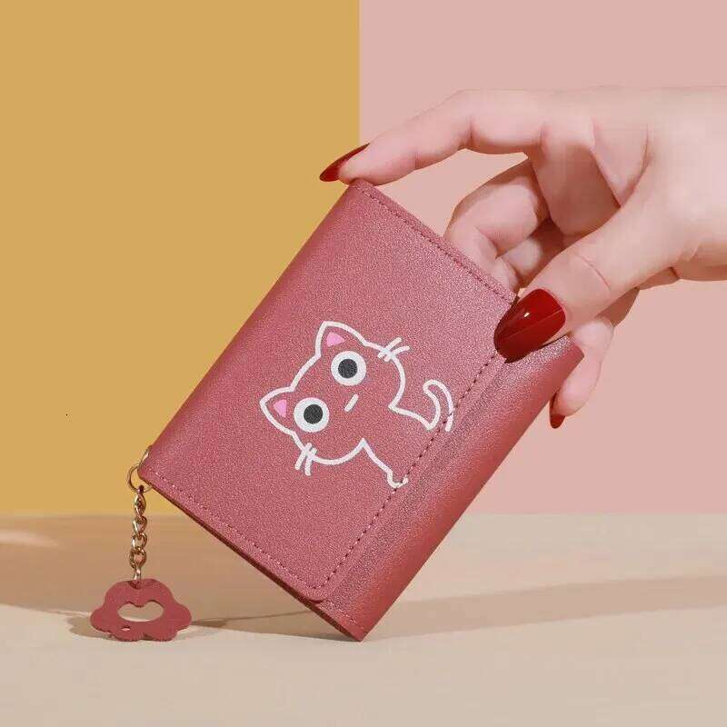 2023 New Small Female Cat Short Fold Personalized Student Cute Mini Fashion Zero Wallet C260304