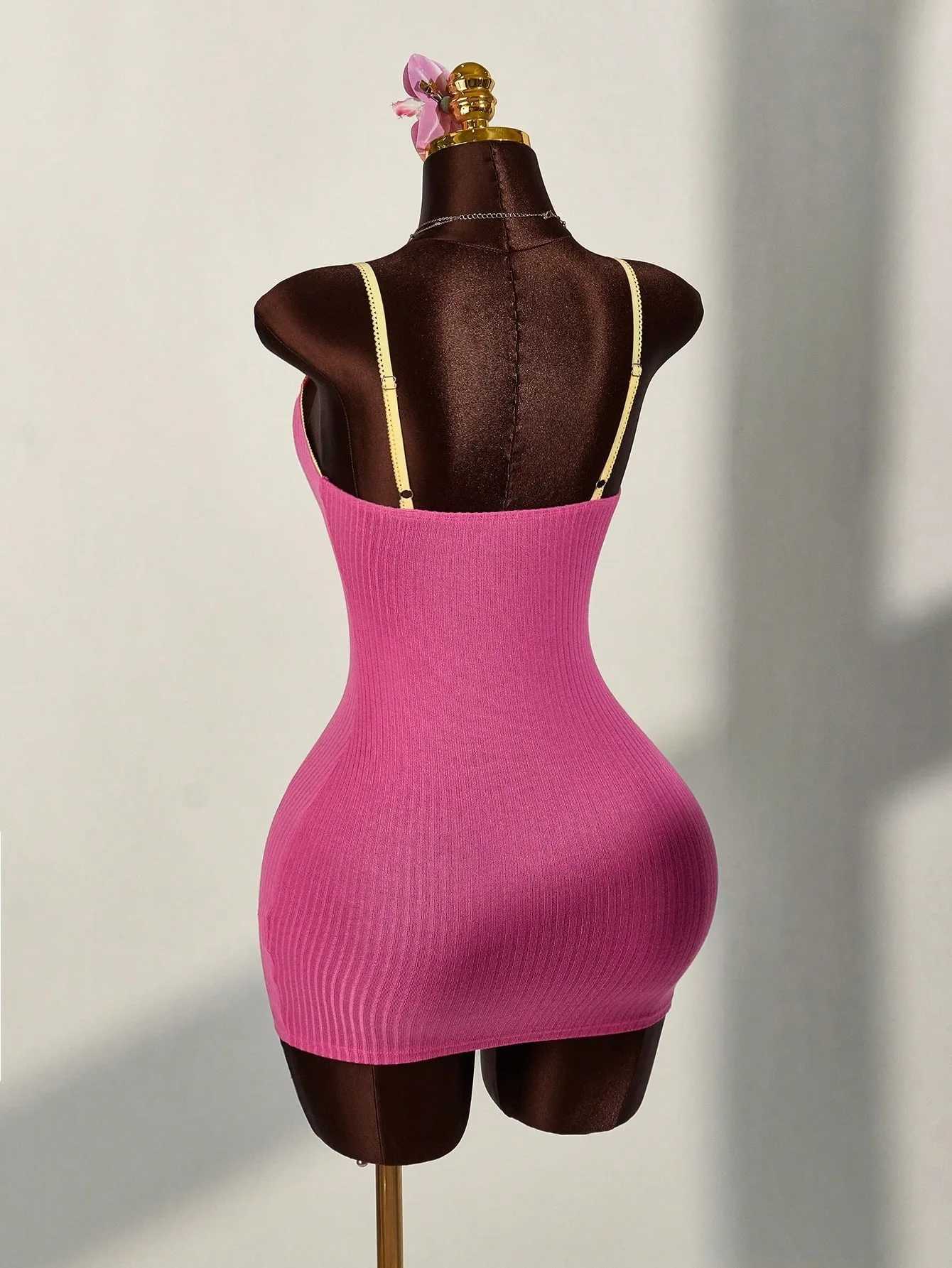 Fashionable printed ins camisole dress for womens summer new style sexy and slim fit slimming and hip hugging skirt M260304