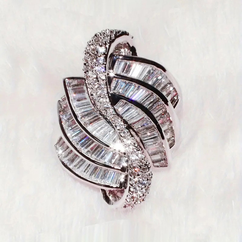 2026 Elegant Top Sell Wedding Rings Luxury Jewelry 10KT White Gold Fill Full T Princess Cut White Topaz CZ Diamond Gemstones Eternity Women Bride Ring