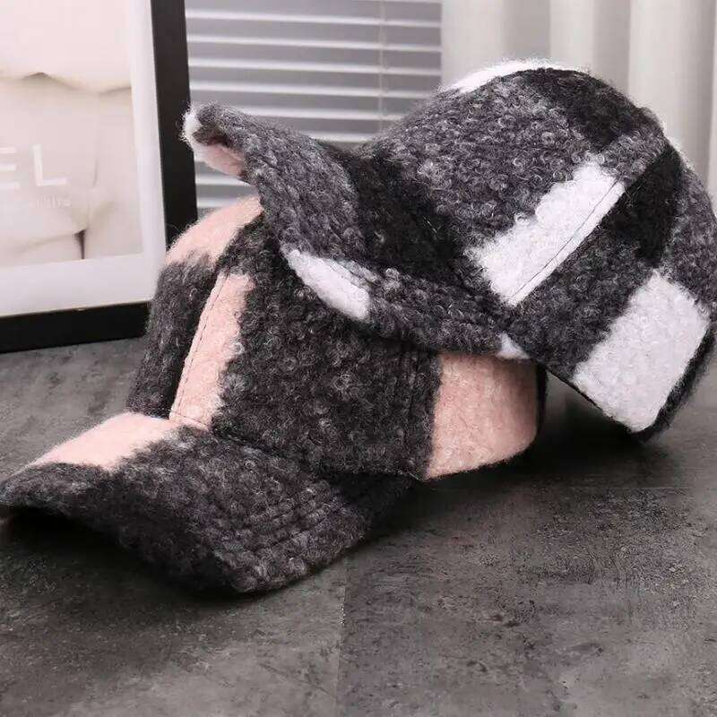 Autumn Winter Baseball Windproof Warm Hat Simple All-match Plaid Decorative Unisex Cap for Men & Women New Y260304