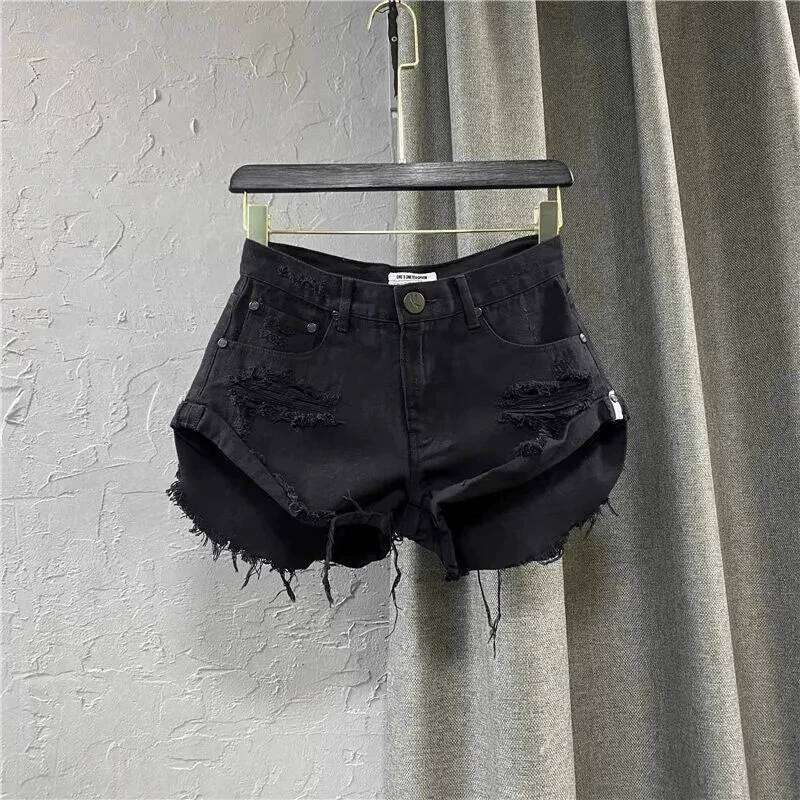 White Denim Shorts Jean Female New Summer Outfit Girl Broken Hole Casual Fashion Wide Leg A Word Hot Pants For Women XJ260305