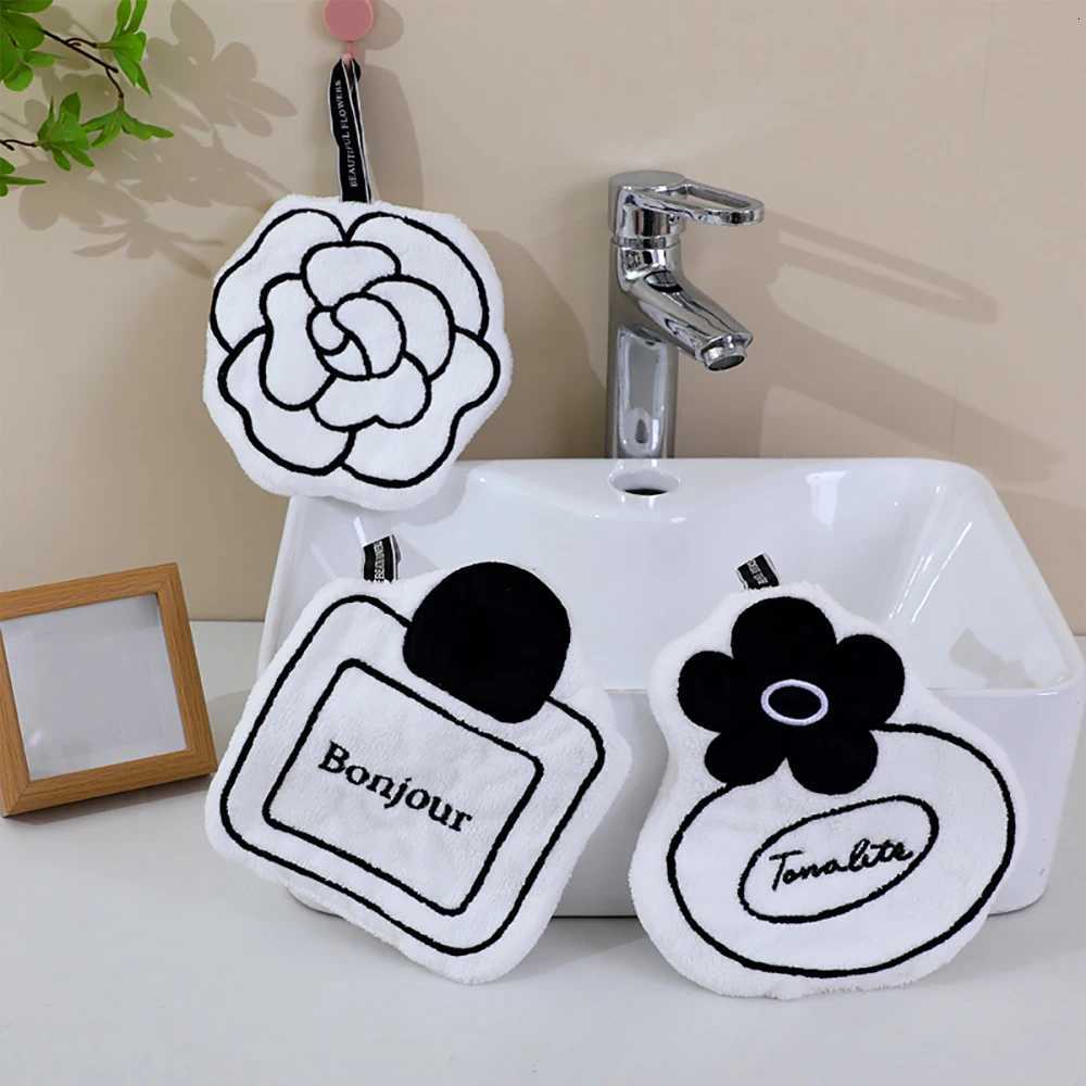 NEW Rose Flower Hanging Hand Towel Decorative Absorbent Towel for Kitchen BathroomT260305