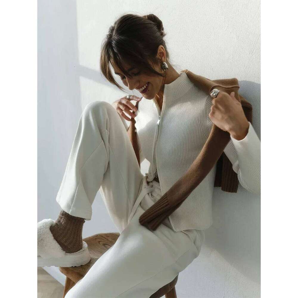 Wolfeel Autumn New Women's Stand Collar High Quality Sweaters Slim Fit Long Sleeve Double Zipper Knit Cardigan Cozy Outerwear XJ260305