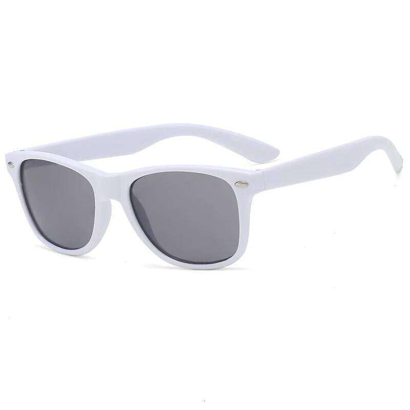 2025 New Fashionable Children's Sunglasses for Boys and Girls, Retro Round Frame Sunglasses, UV resistant Sunshade Glasses Z260304