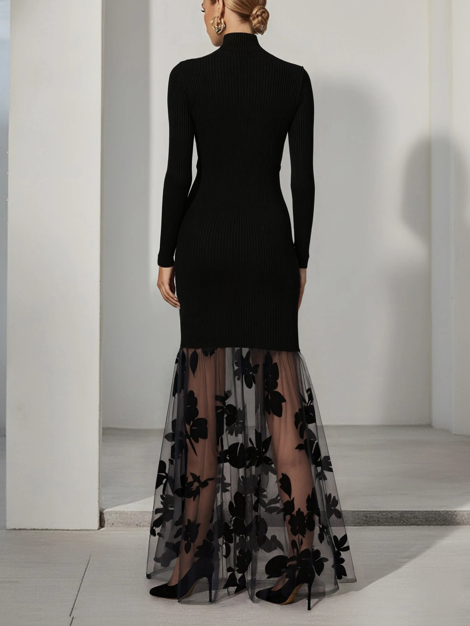 Elegant Long Sleeve Bodycon Dress with Sheer Tulle Overlay for Evening Party 260302