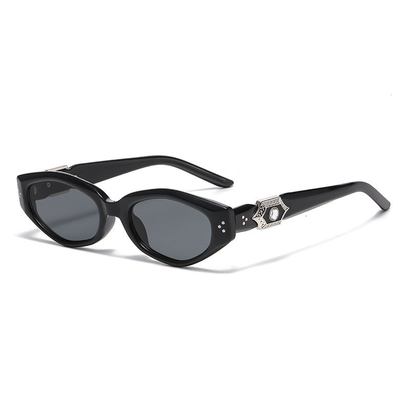 2026 New Designer Luxury Brand Jewelry Series Cat Eye Frame Sunglasses Fashion Multi Purpose Outdoor Sports Korean Sunscreen Light Luxury Sunglasses