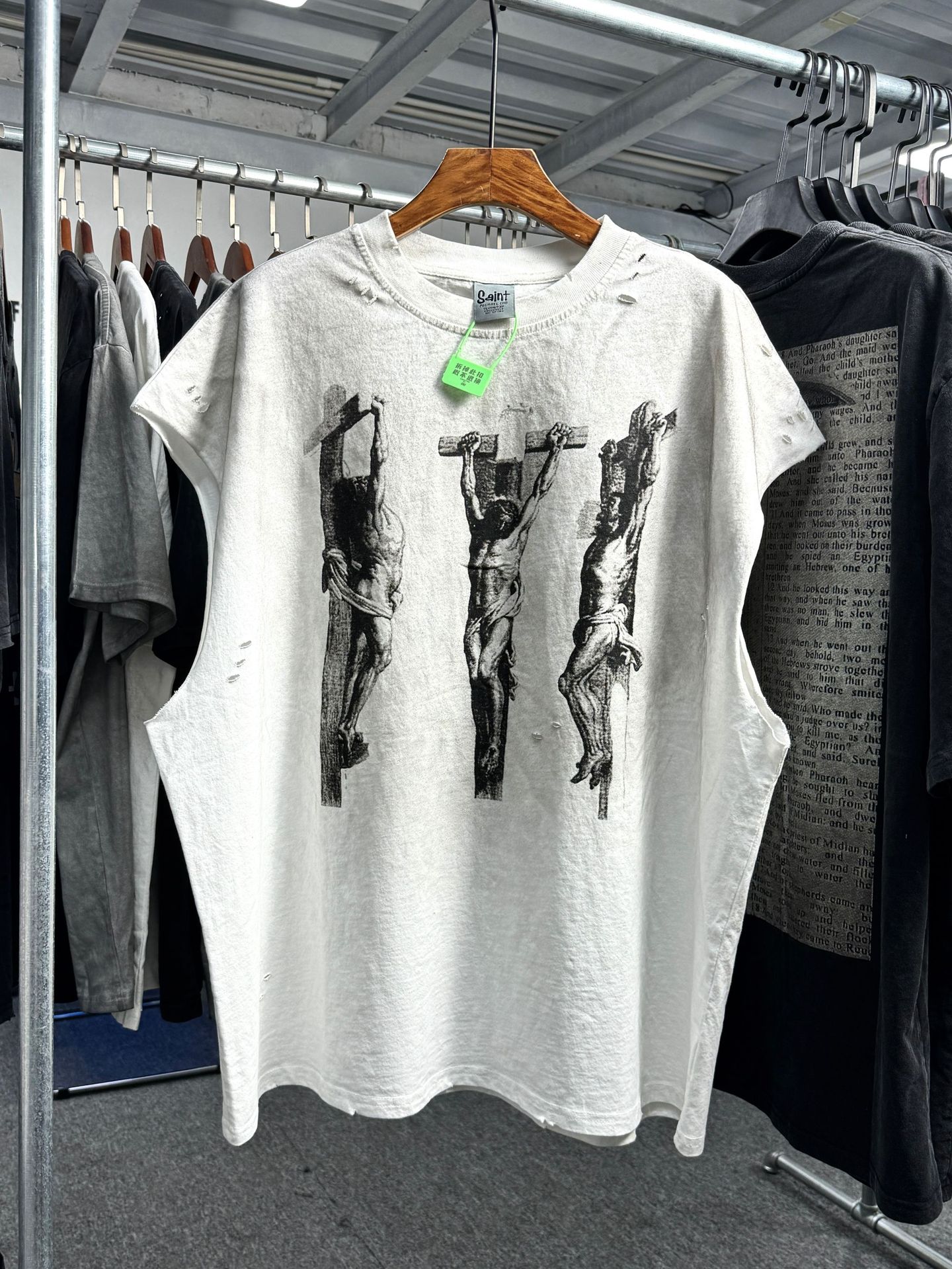 Mens T-Shirts American Retro High Street Loose Casual Water-Washed Wake Old Tee Vintage Men Women Short Sleeve Round Neck T-shirts