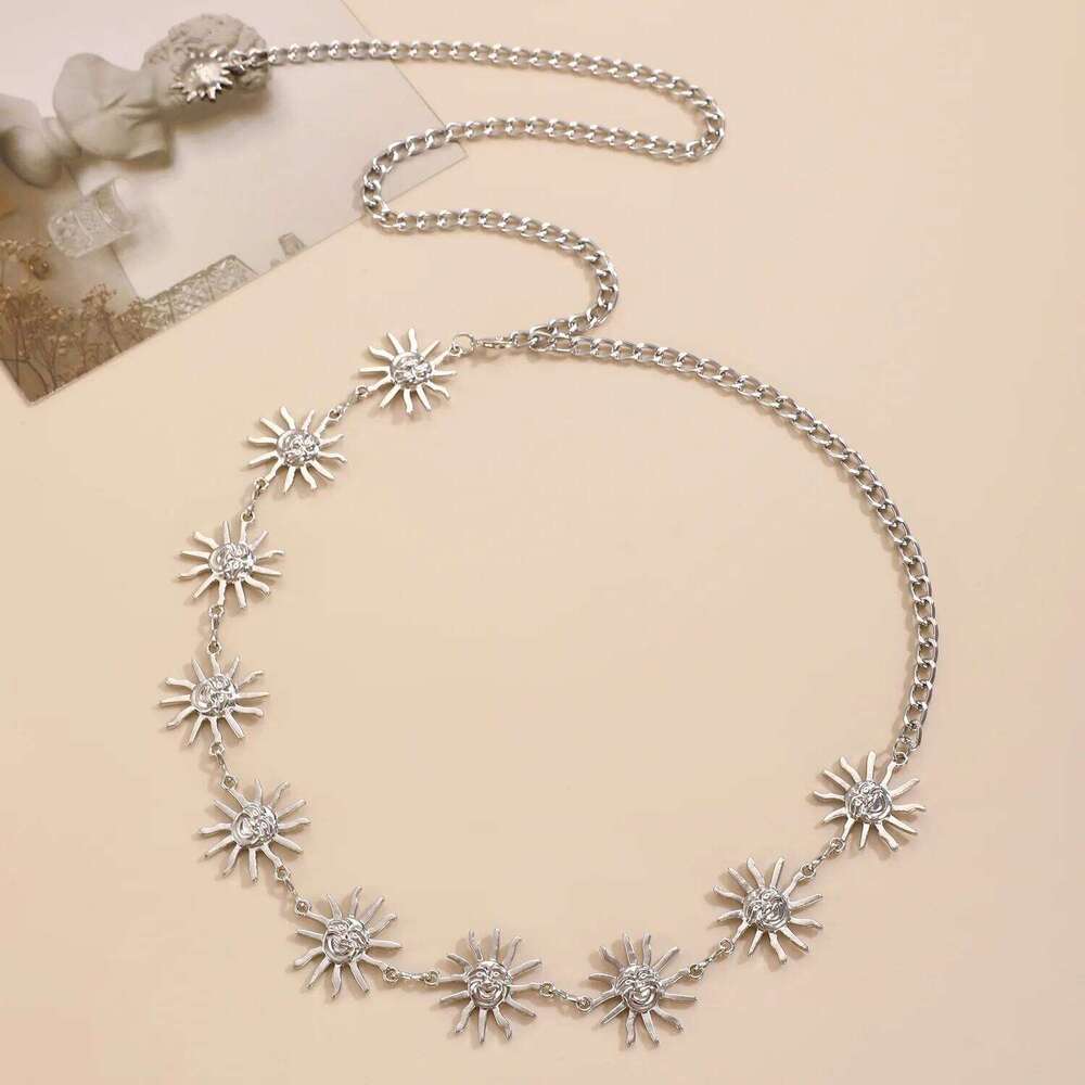 Bohemian Retro Metal Smiley Face Sunflower Summer Fashionable Dress Waist Versatile Body Chain Sexy Accessories S260304