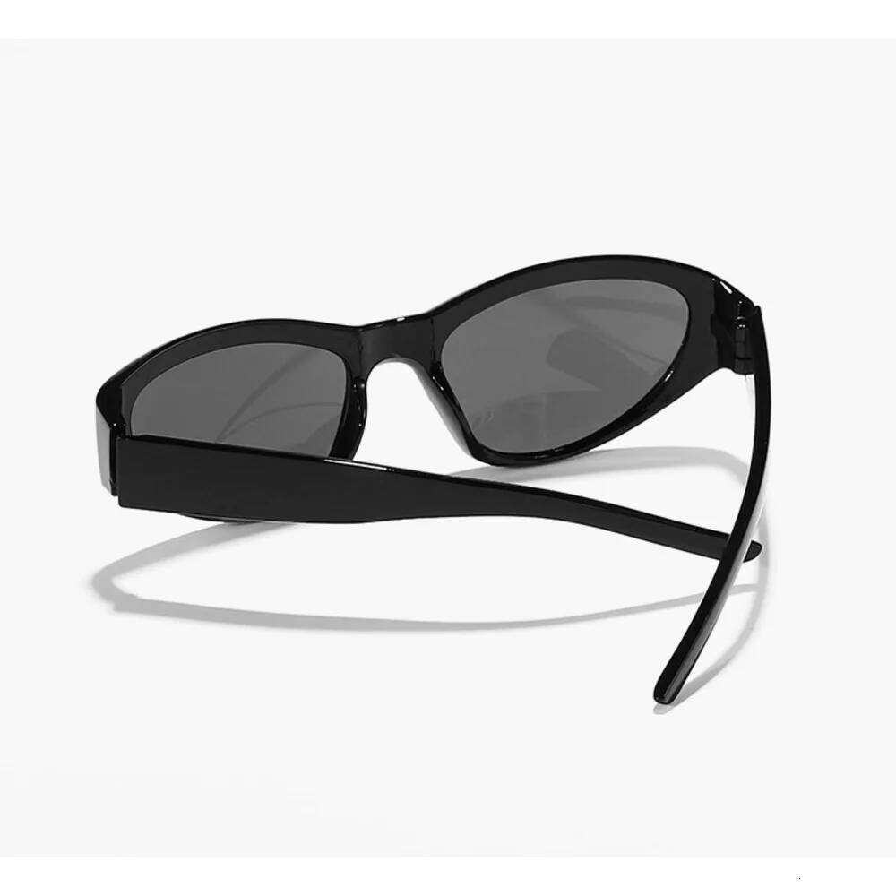 2025 Children's New Cat Eye Small Frame Sunglasses Trendy Personality Must-Have Outdoor Sports Glasses Z260305