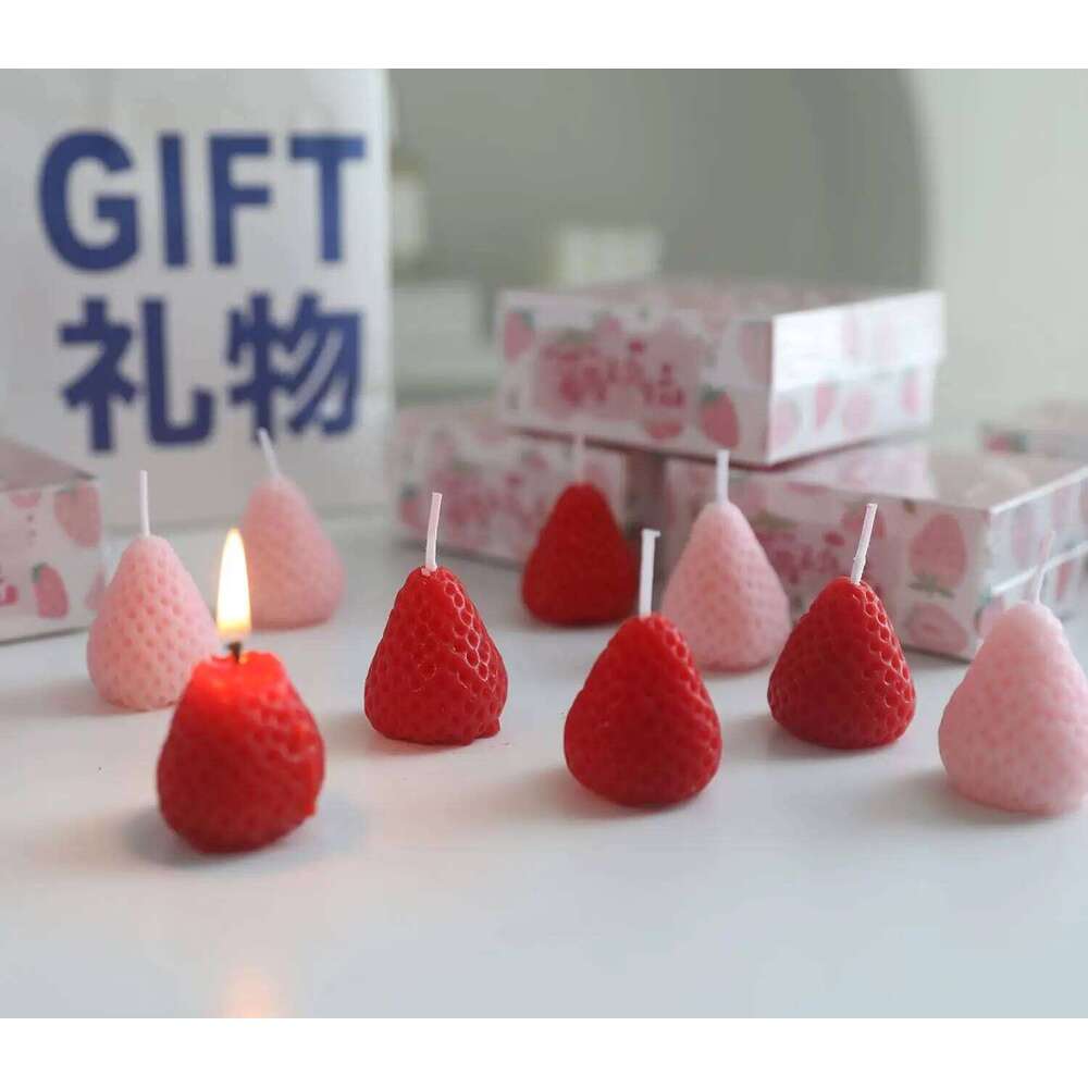 4-Piece Strawberry Scented Candle Box, Creative Handmade Fragrance Birthday Gift W260304 W260305
