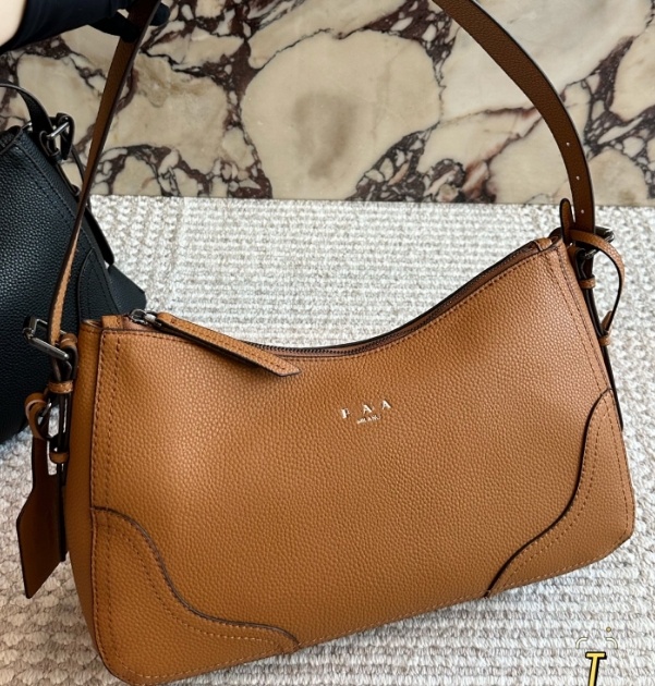 Aimee underarm bag designer women hobo shoulder bag Soft Leather Print Nylon Lining Clutch Bag Key Ring Tote Bag Purse luxury large capacity daily commuting bag