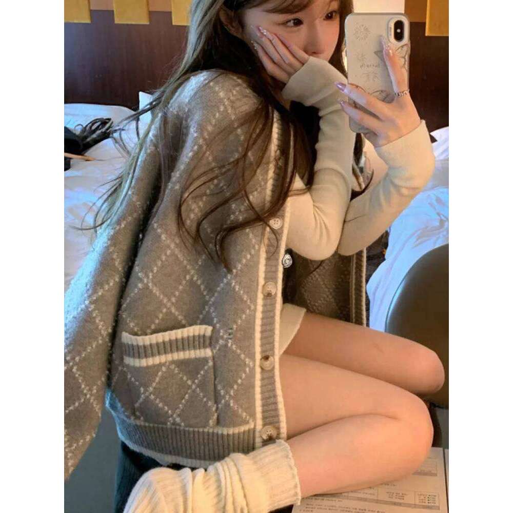 Long Sleeve Knitted Cardigan Argyle Sweater Autumn Winter Women Loose Jackets Plaid Office Coat Pockets Casual Elegant Clothes XJ260305