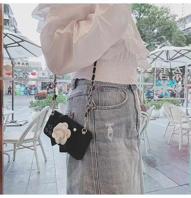 Luxury 3D Camellia Rose Silicone Phone Case with Pearl Bracelet Lanyard For iPhone 16 15 14 Plus 13 12 11 Pro Max | Anti-drop CoverT260305