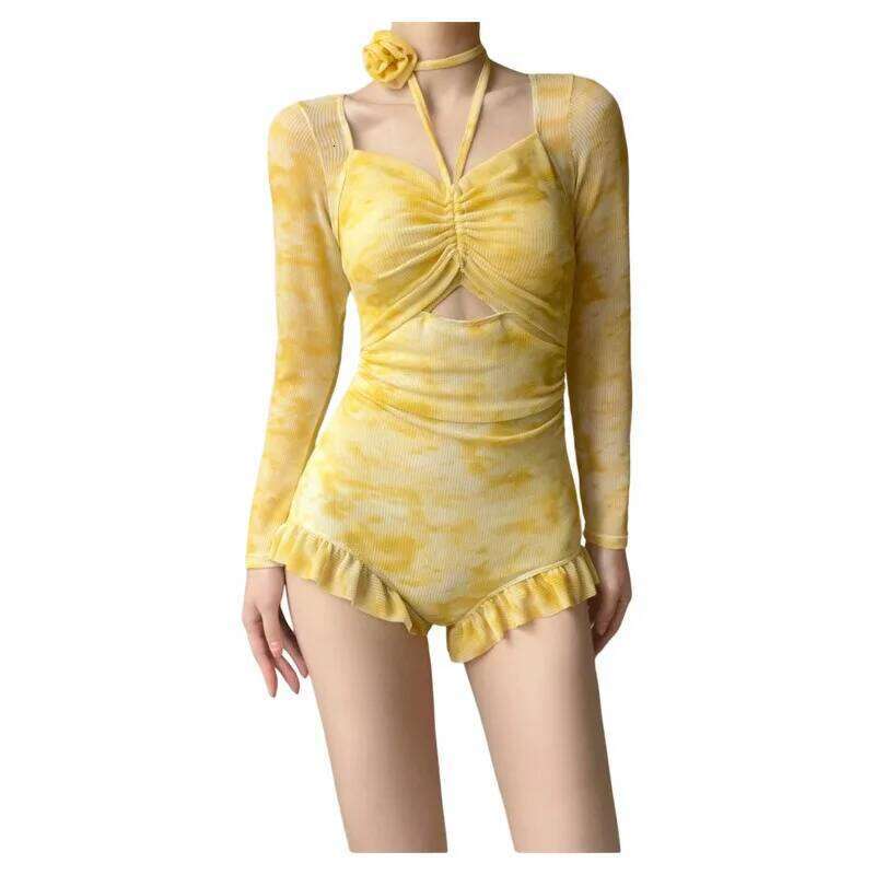 2025 New Triangular for Women's Popular High-end One-piece Long-sleeved Pure Desire Swimsuit Y260303