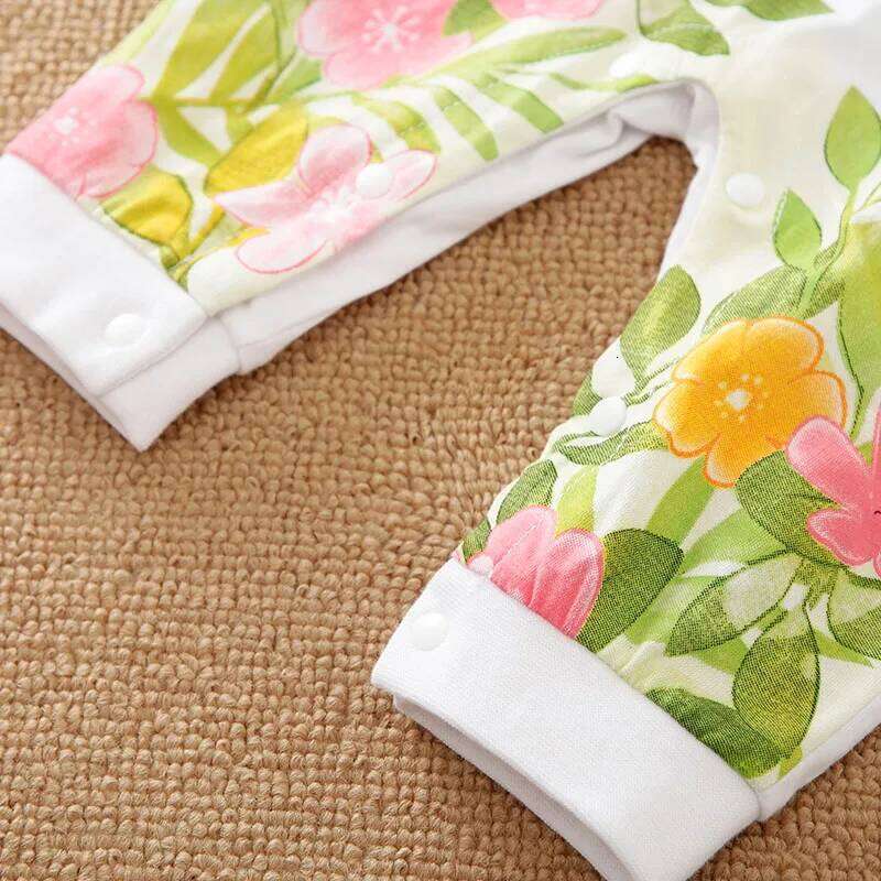 Newborn Baby Clothing Solid Color Fashionable Long Sleeved Cute Giraffe Girl Spring And Autumn Jumpsuit Z260304