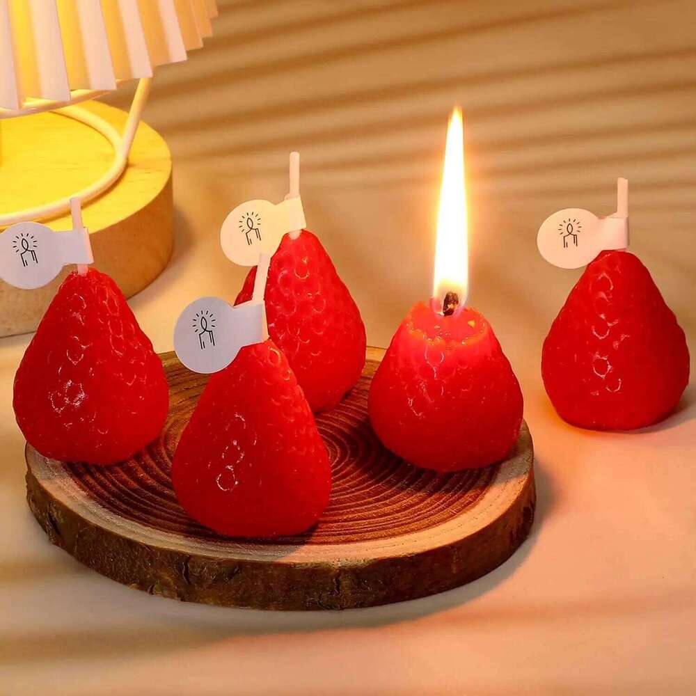 4-Piece Strawberry Scented Candle Box, Creative Handmade Fragrance Birthday Gift W260304 W260305