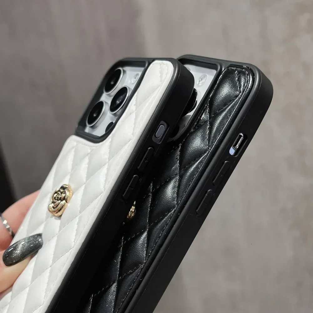 Luxury Quilted Faux Leather Crossbody Case For iPhone 15 Plus 14 13 12 Pro Max | Camellia Charm with Shoulder LanyardT260305