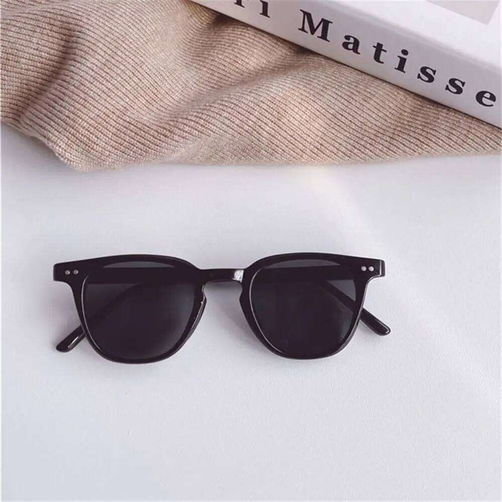Retro Ins Style Sunglasses UV Protection Summer Children's Sun Glasses Beach Eyewear Z260305