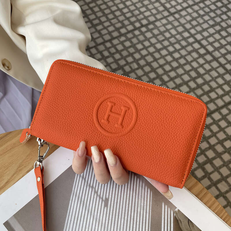 Genuine Leather Long Wallet for Women 2025 New Large Capacity Multi-Card Slot High-End Clutch Wrist Phone Bag with Zipper