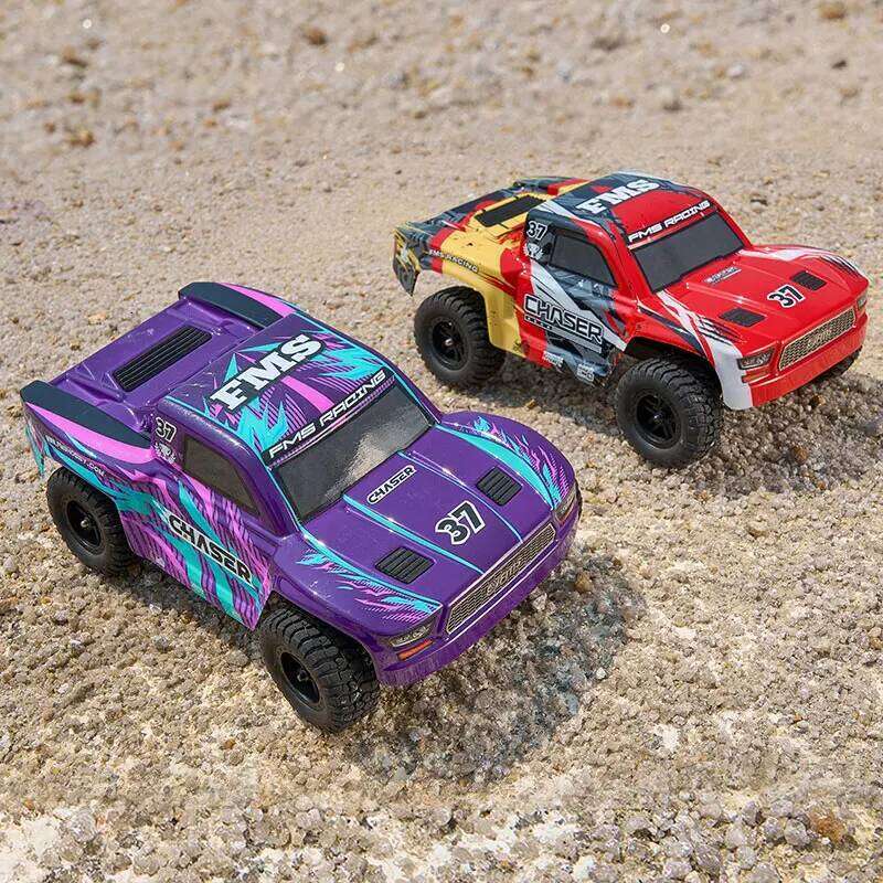 Fms 1/24 Fsc24 Chaser Remote Control Car Strong Power Short Truck Off-Road Vehicle Metal Twin Servos Beginner Entry Level Z260304