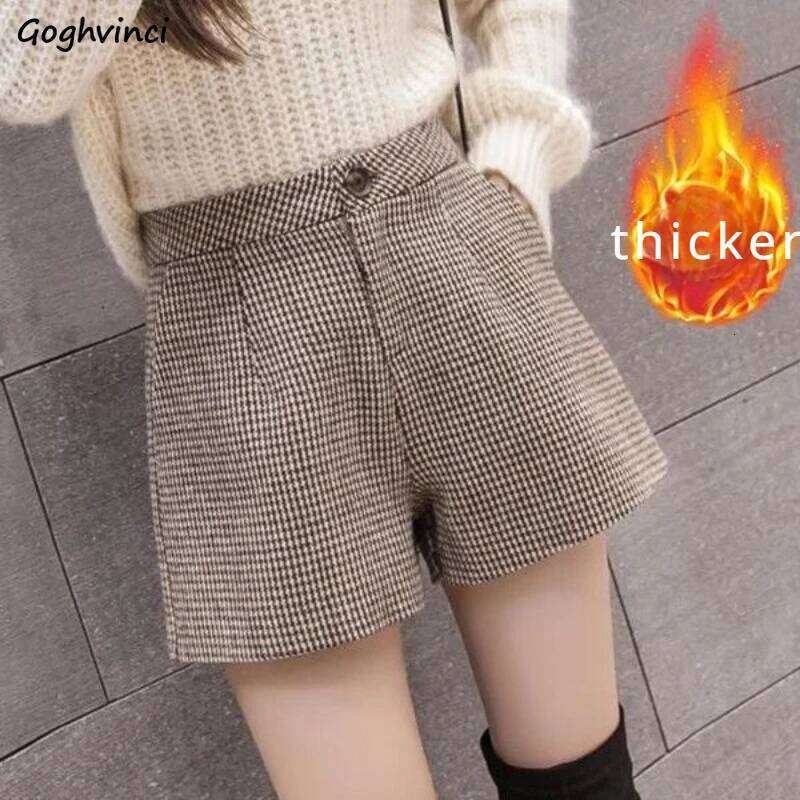 Thicker Houndstooth Shorts Women Autumn Winter New Warm High Waist A-line Vintage Baggy Bottom Korean Fashion Streetwear Chic XJ260305