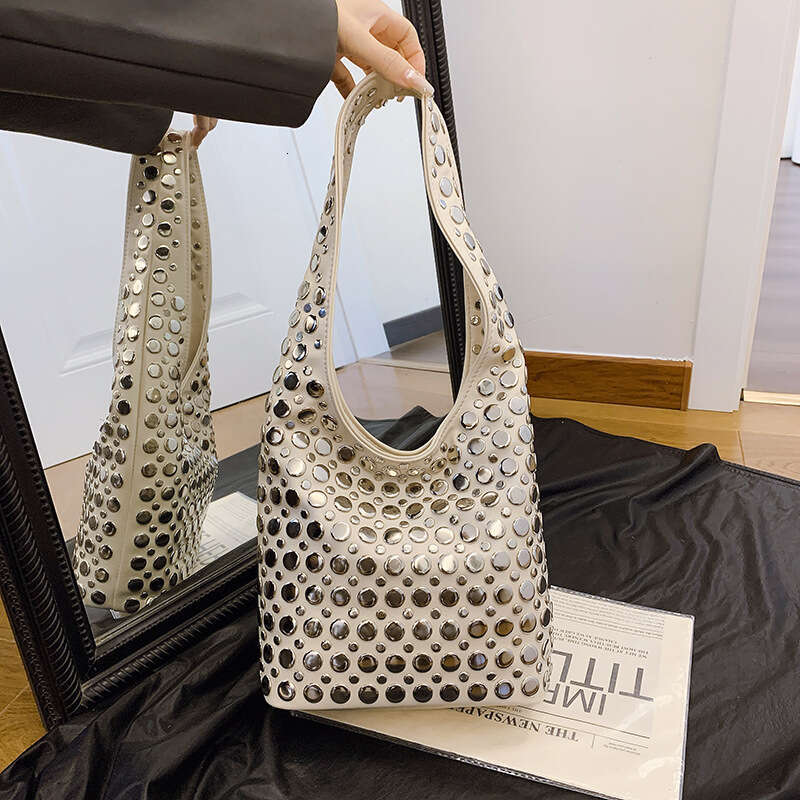 European and American Fashion Handbag for Women 2025 New Casual Bucket Personality Trendy Cool Polka Dot Rivet Underarm Bag