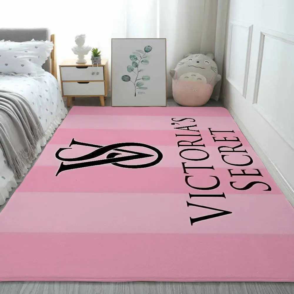 V-Vics-torias S-Sec-rets Floor Mat Graphic Printed Flannel Doormats For Bathroom Kitchen Entrance Carpet Home DecorT260305