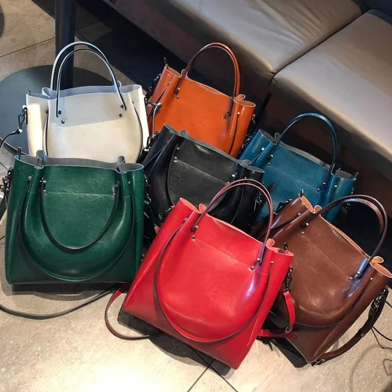 Womens Cow Genuine Leather Handbags Lady Vintage Retro Cowhide shoulder Bag Ladies large capacity multiple Pockets Lady 260306