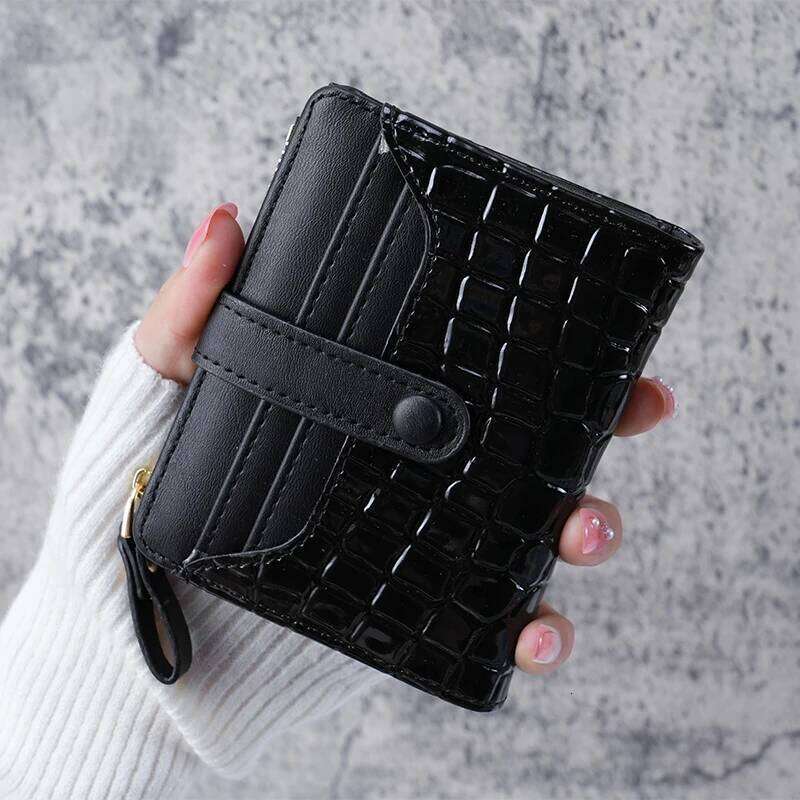 Mini Crocodile Print Clutch Wallet, Short Credit Holder, Women's Card Case & Coin Purse C260304